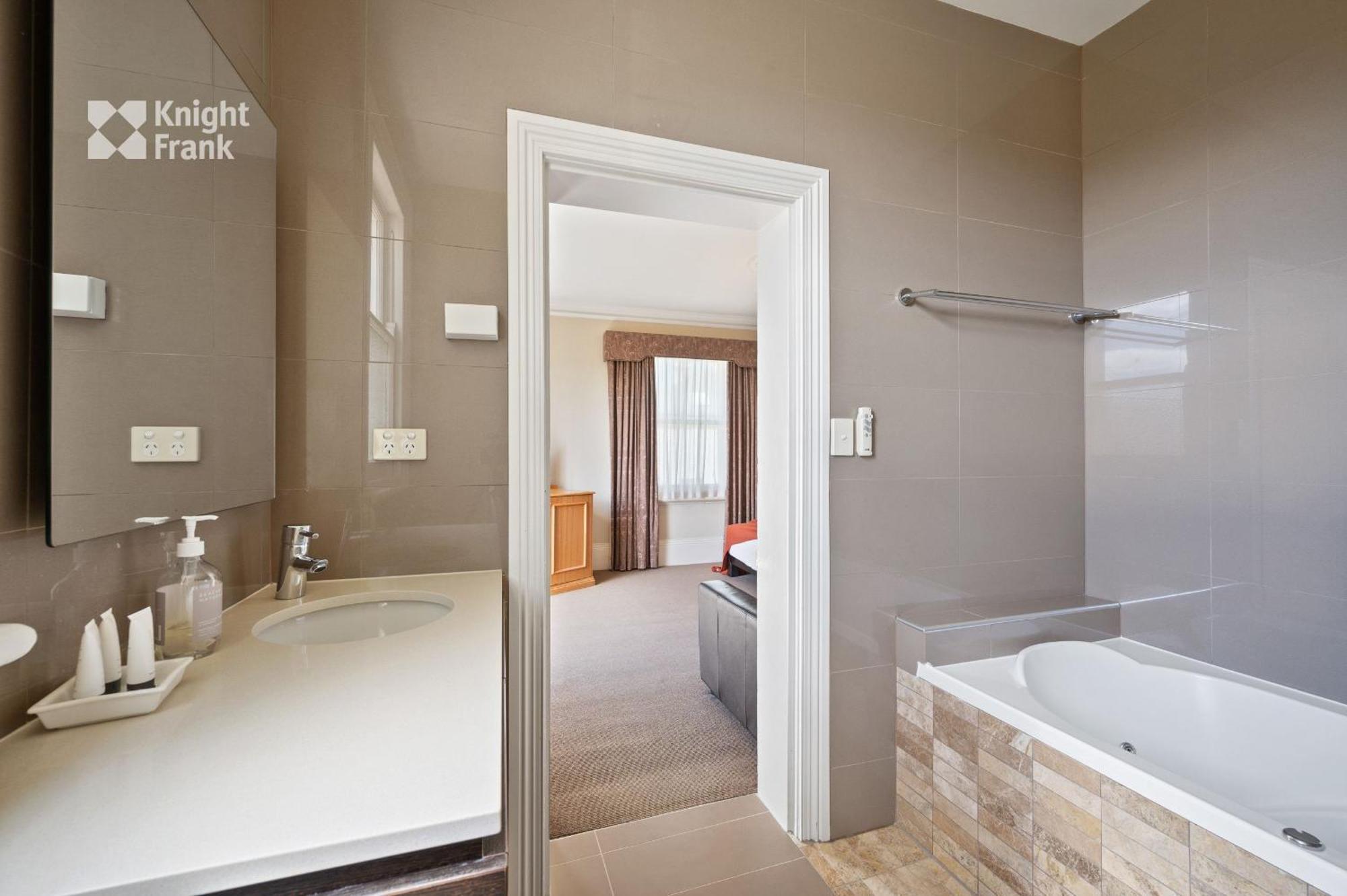 Bed and Breakfast Clydesdale Manor Гобарт Номер фото