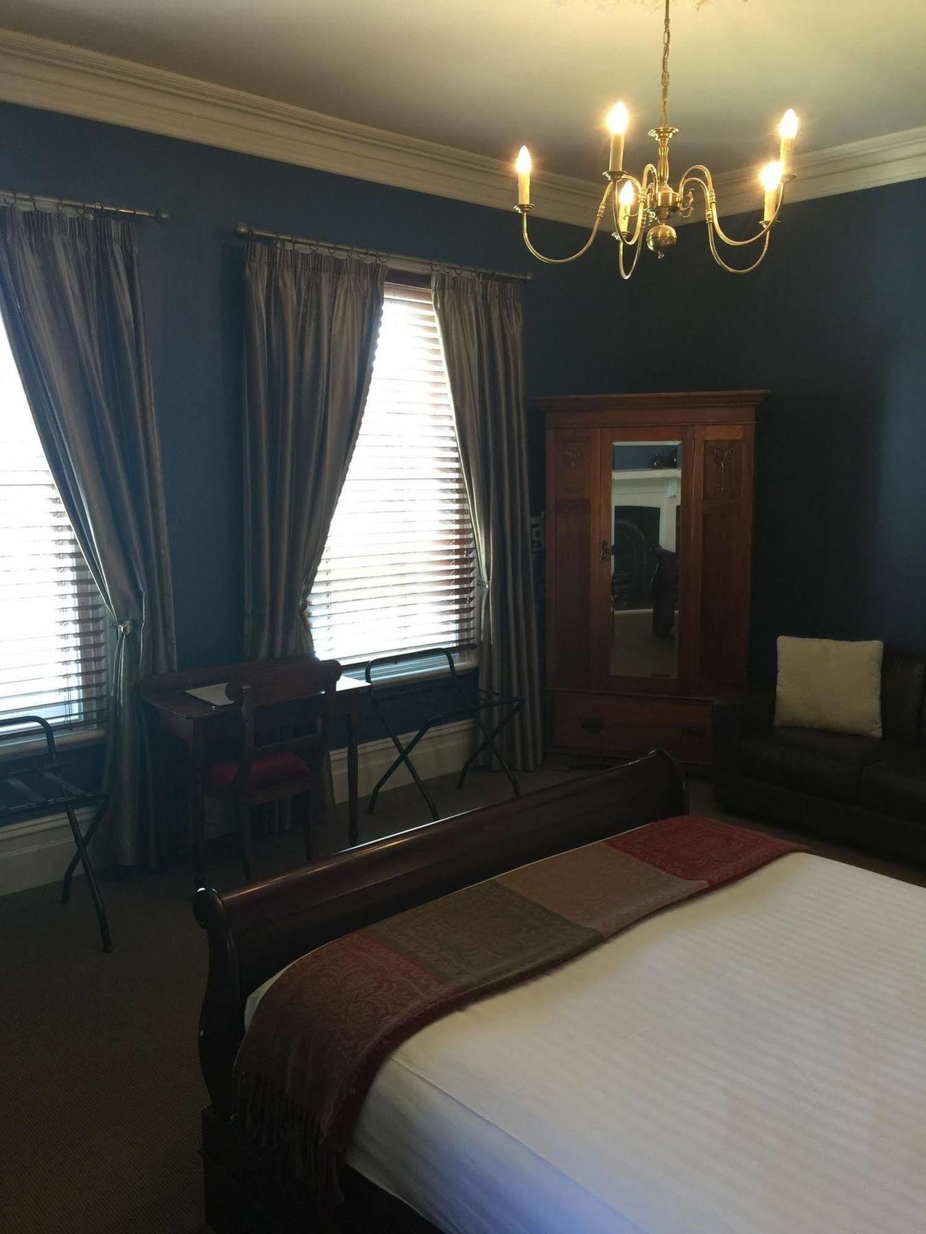 Bed and Breakfast Clydesdale Manor Гобарт Екстер'єр фото